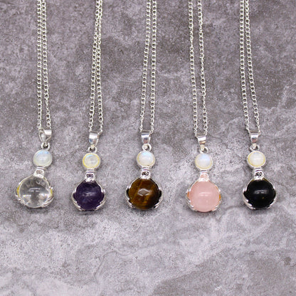 Healing Hands Pendant made of gemstone – tiger's eye